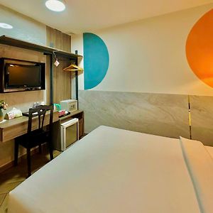 Deluxe  Without Window King Room